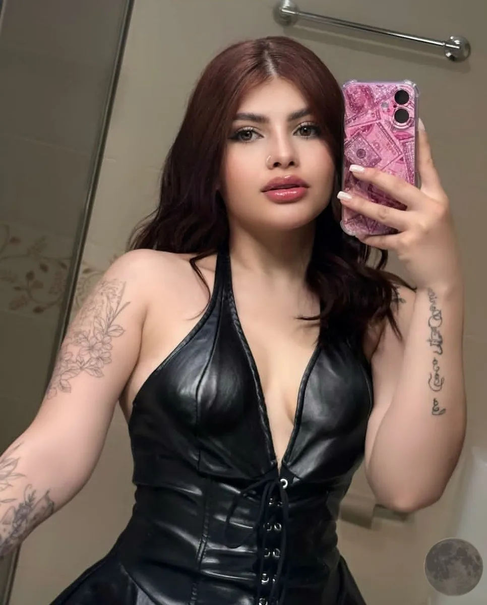Mía, 22 años, Escorts Alicante